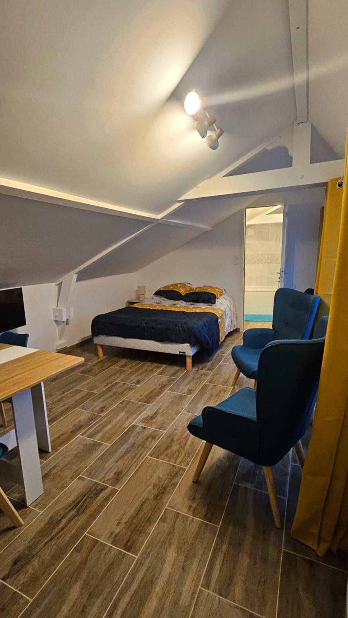 Studio De L'Hippodrome Mortagne-au-Perche Extérieur photo